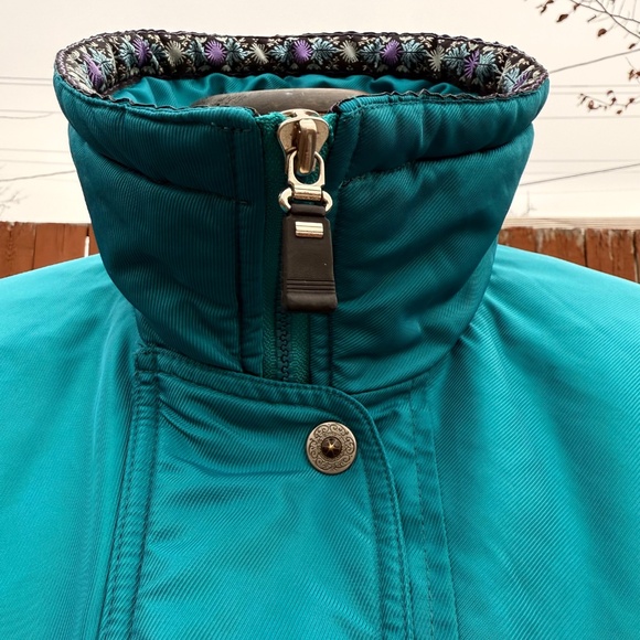 Must Have Retro Vintage 80s Teal Ski/Snow Jacket - Picture 8 of 16